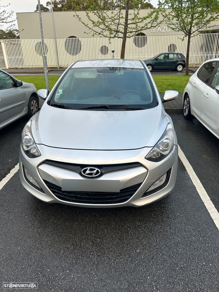 Hyundai i30 1.6 CRDI Blue Comfort - 1
