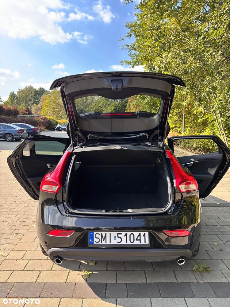Volvo V40 D4 Geartronic Summum - 11