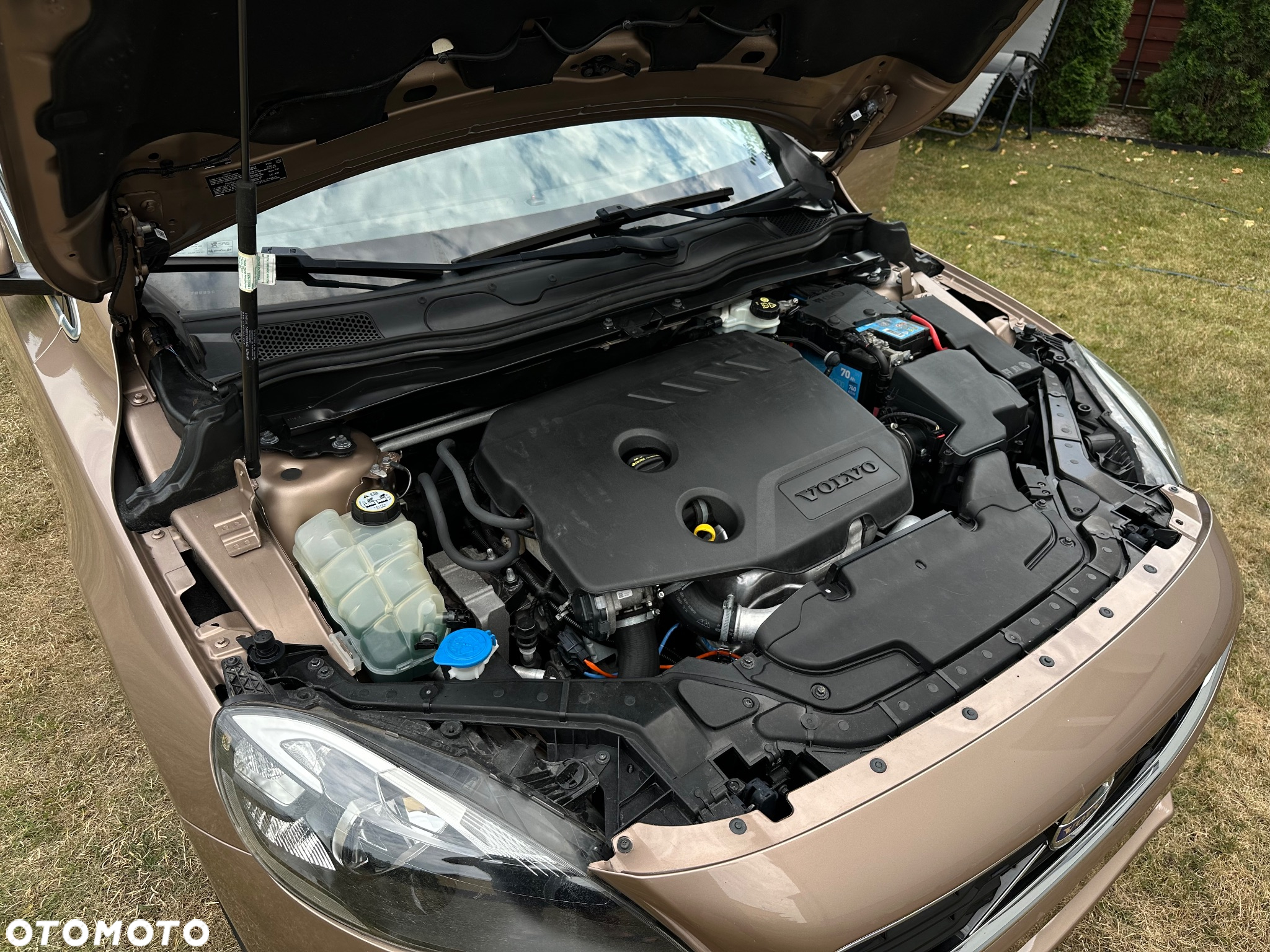 Volvo V40 D2 Momentum - 16