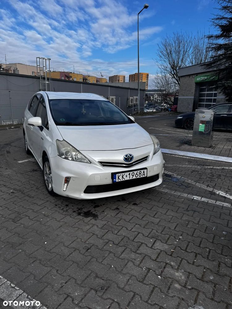 Toyota Prius (Hybrid) - 1