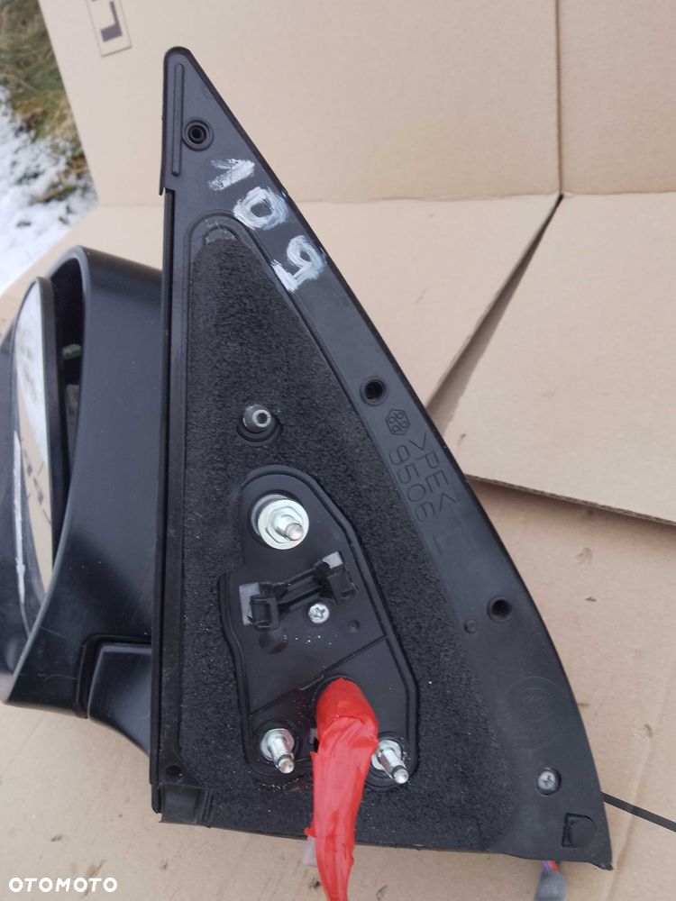lusterko lewe TOYOTA LAND CRUISER J150 lift 9 pin europa - 2