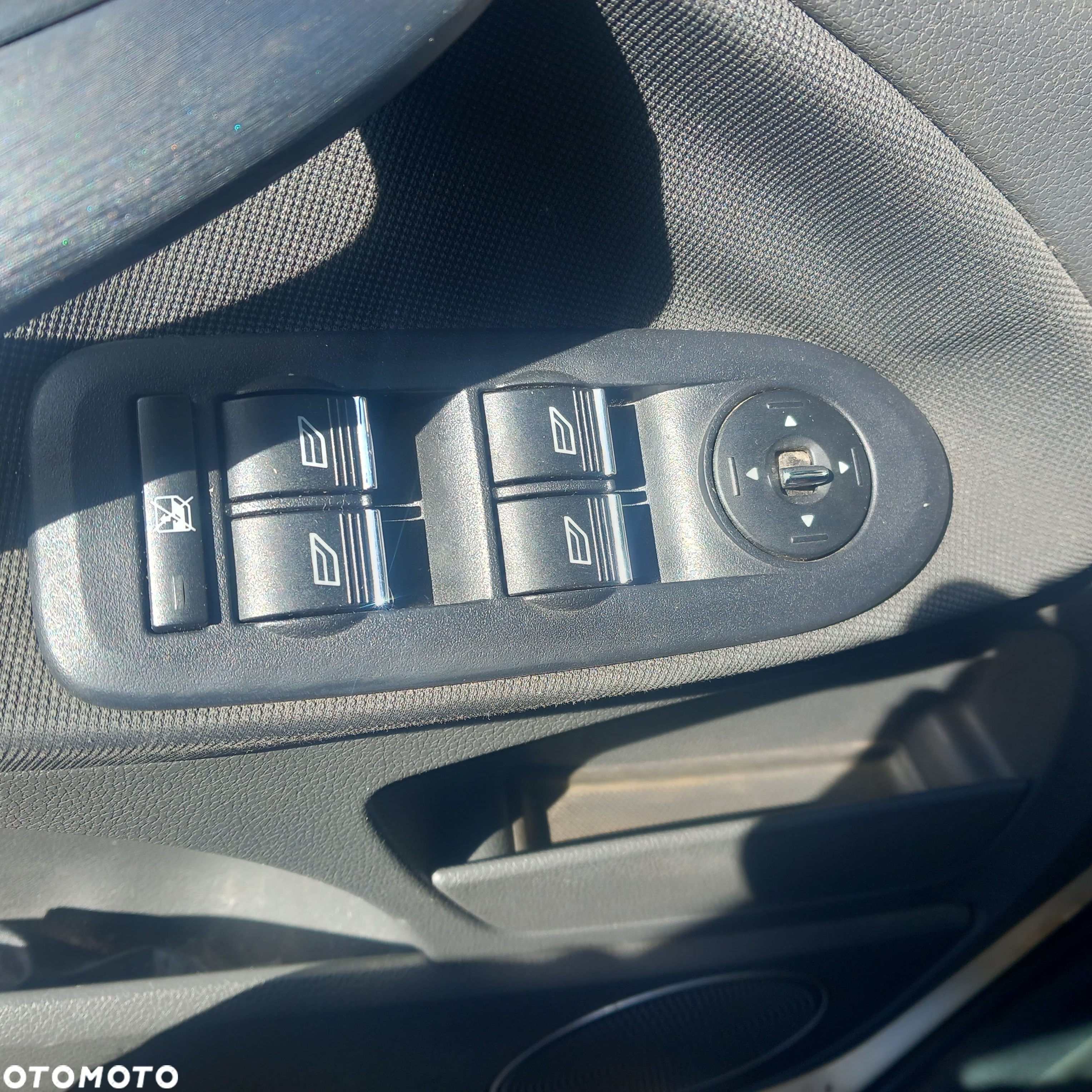 Ford C-MAX 2.0 Titanium - 4