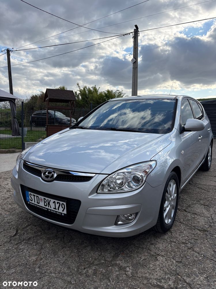 Hyundai i30 1.6 Classic + - 33