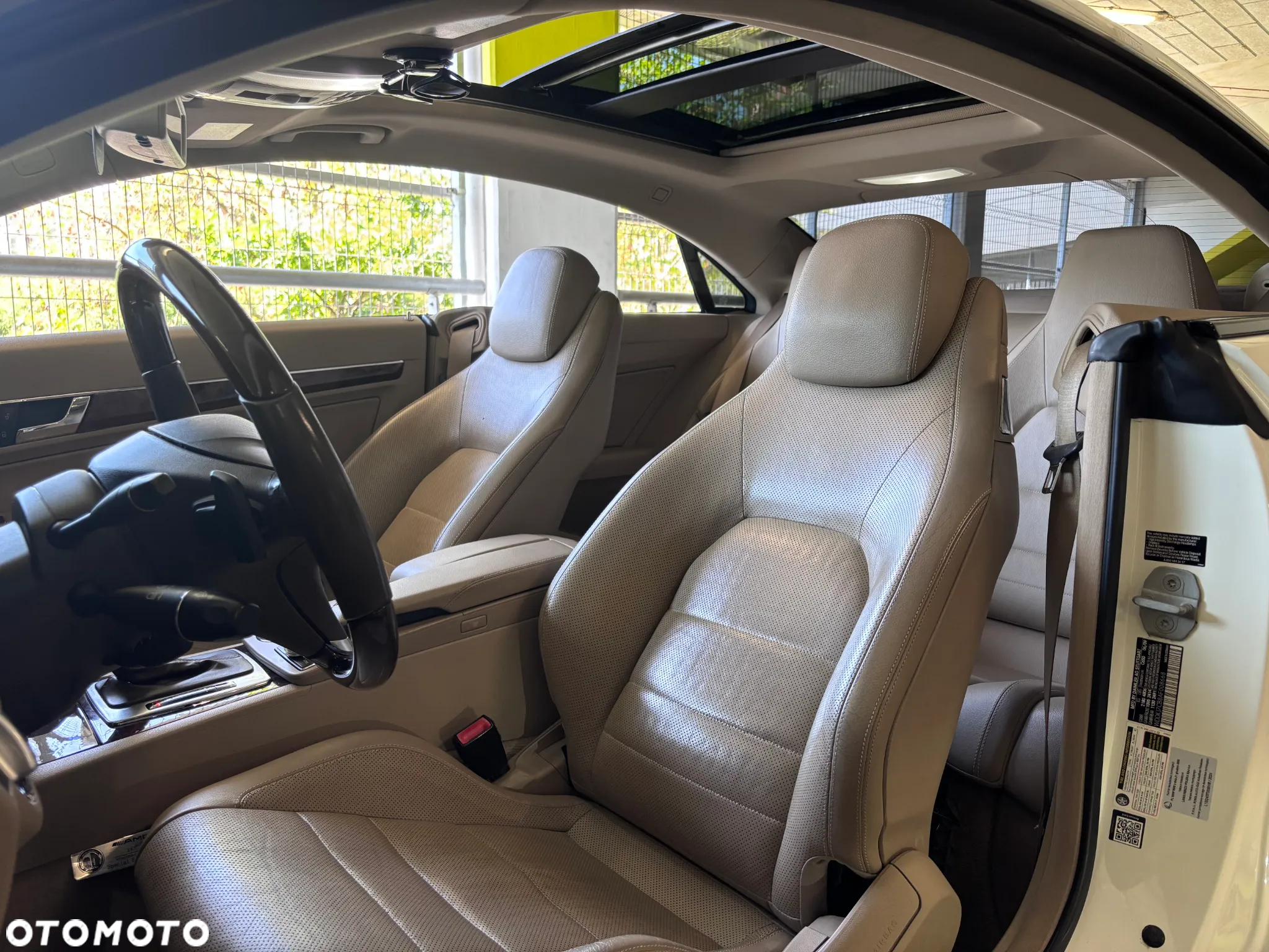 Mercedes-Benz Klasa E 500 Coupe 7G-TRONIC Avantgarde - 13