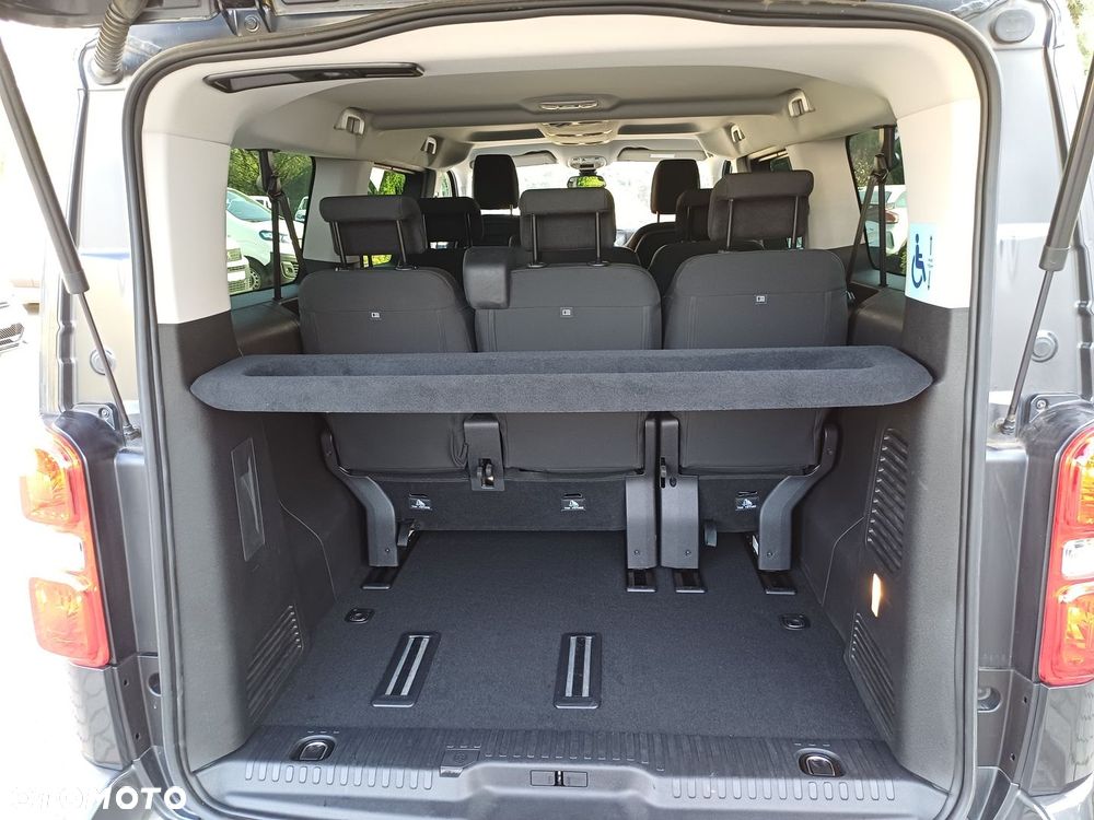Peugeot Traveller - 27