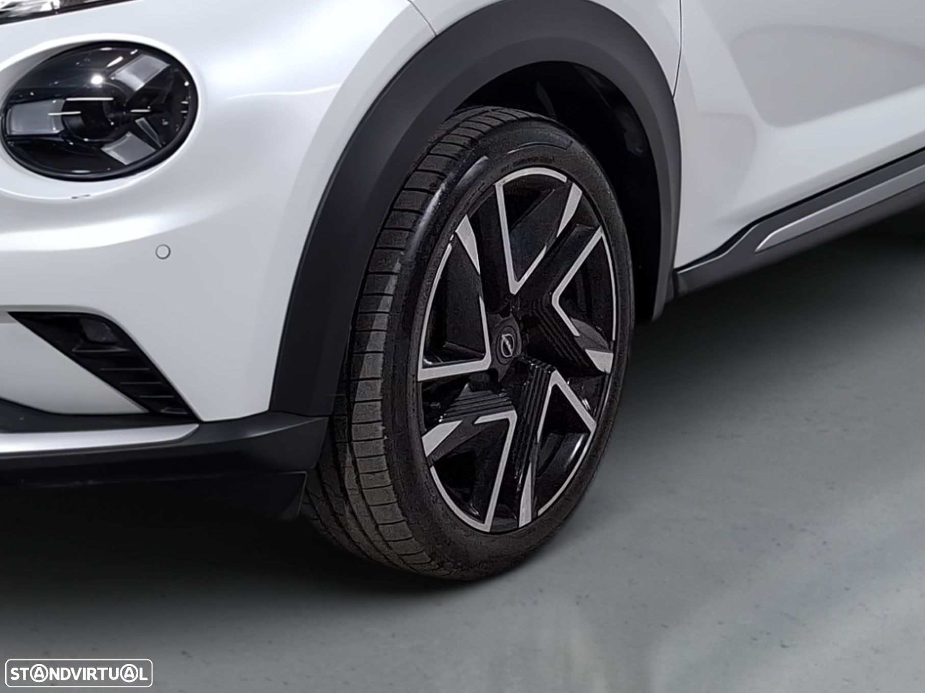 Nissan Juke 1.0 DIG-T N-Design A.Two Tone R.A.DCT - 4