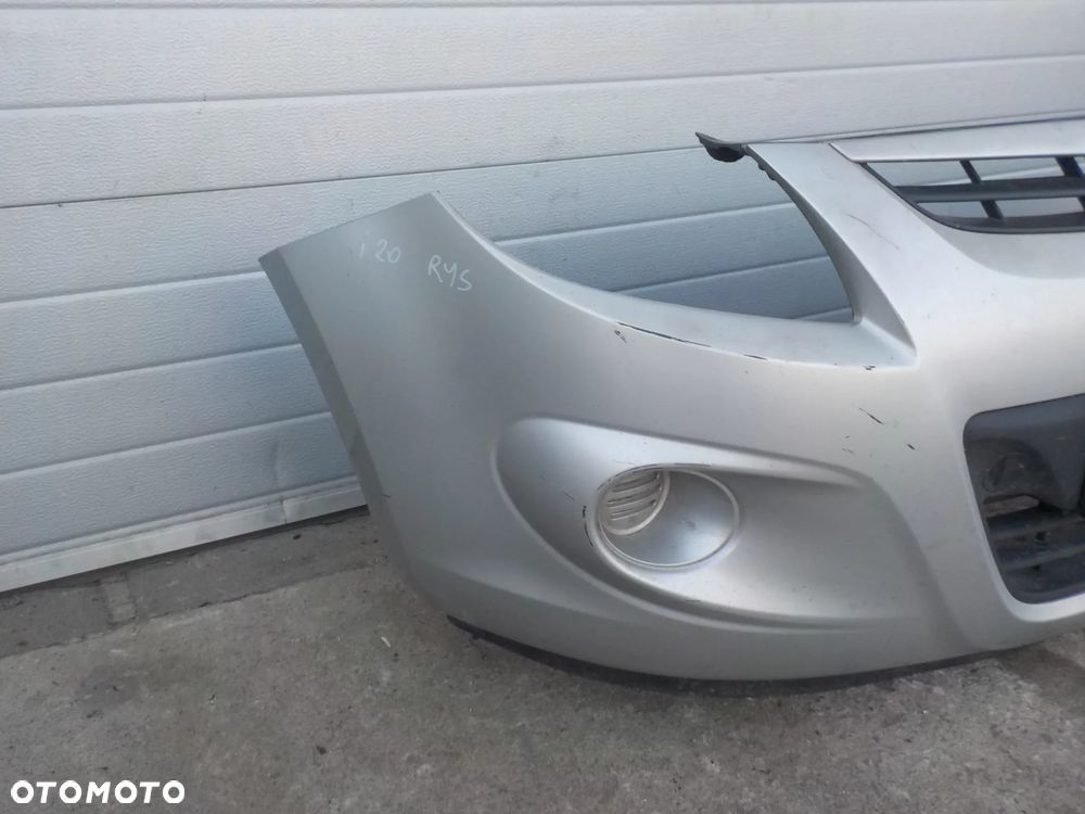 HYUNDAI I20 I ZDERZAK PRZÓD RYS - 2