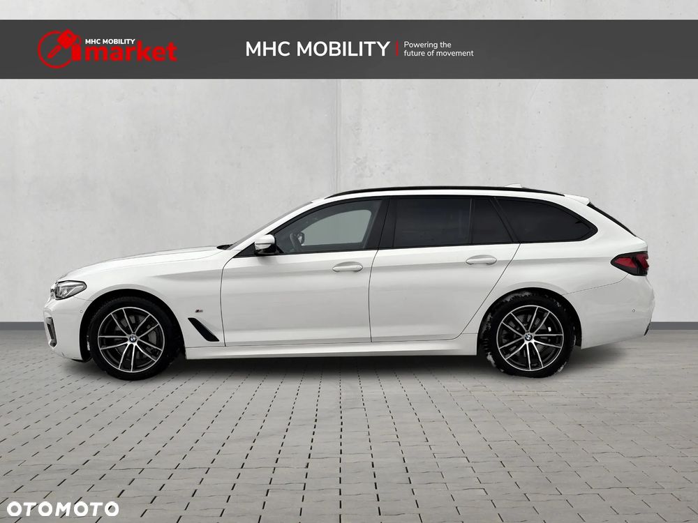 BMW Seria 5 530i xDrive mHEV M Sport sport - 3