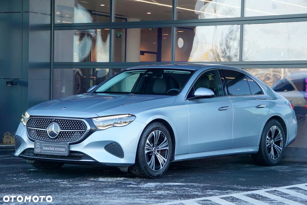Mercedes-Benz Klasa E 200 4Matic 9G-TRONIC Edition AVANTGARDE - 2