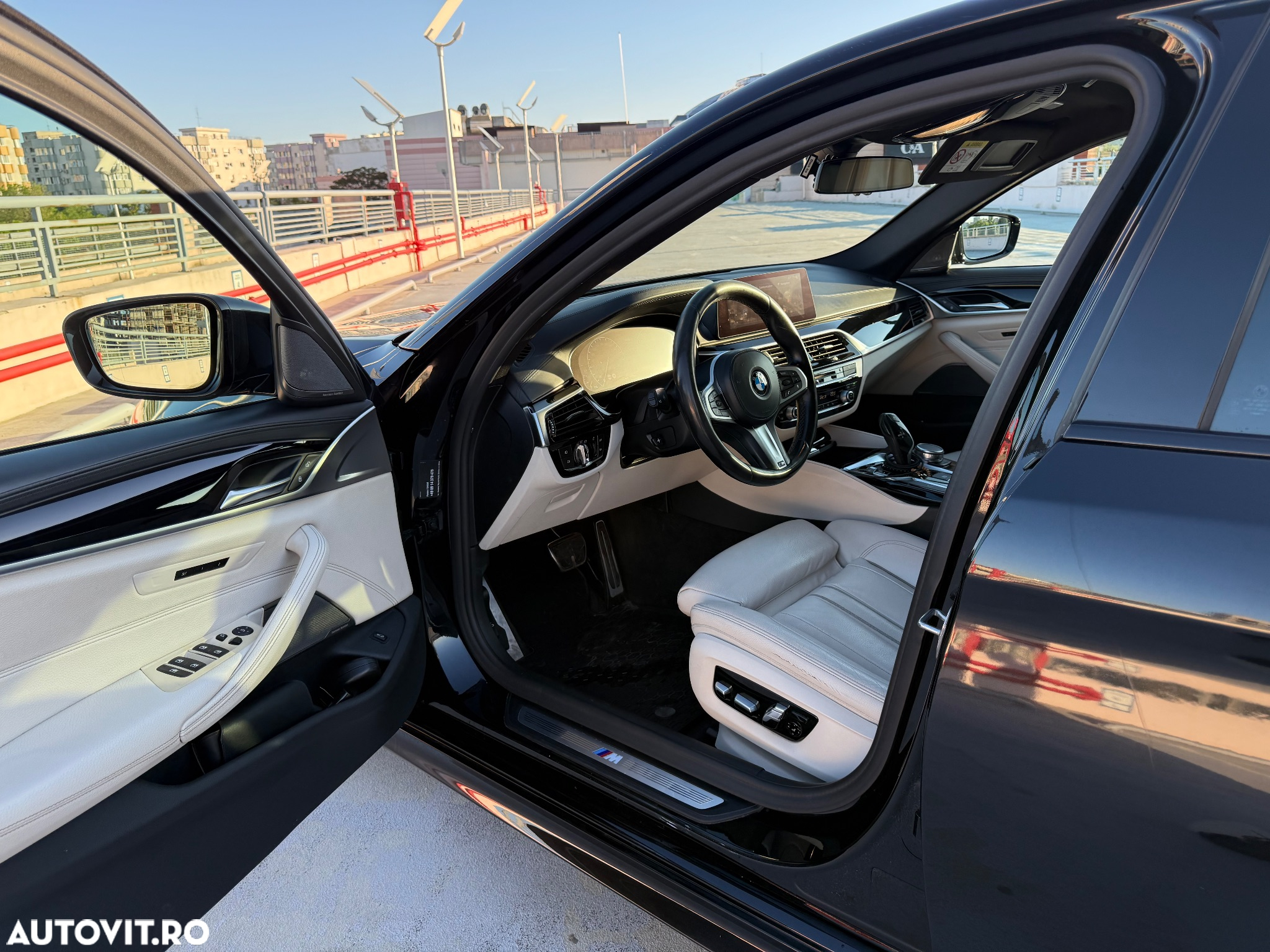 BMW Seria 5 530d xDrive AT - 10