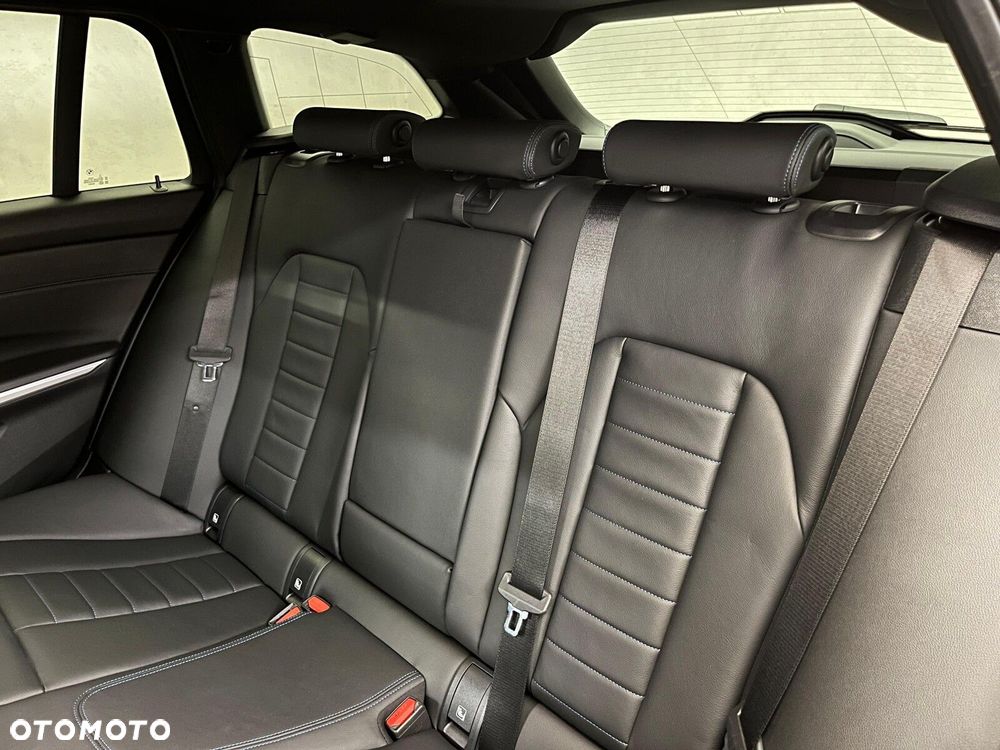 BMW Seria 3 320d mHEV M Sport sport - 32