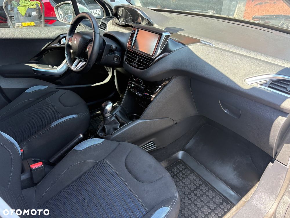 Peugeot 208 1.2 VTi Allure - 13