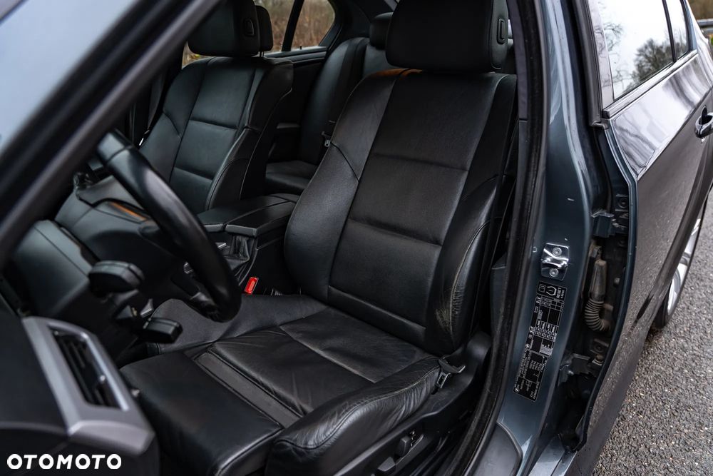 BMW Seria 5 - 10