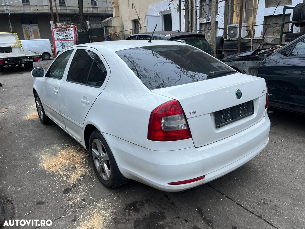 Dezmembrez Skoda Octavia 2 facelift alb 2012 1,8 TSI - 2