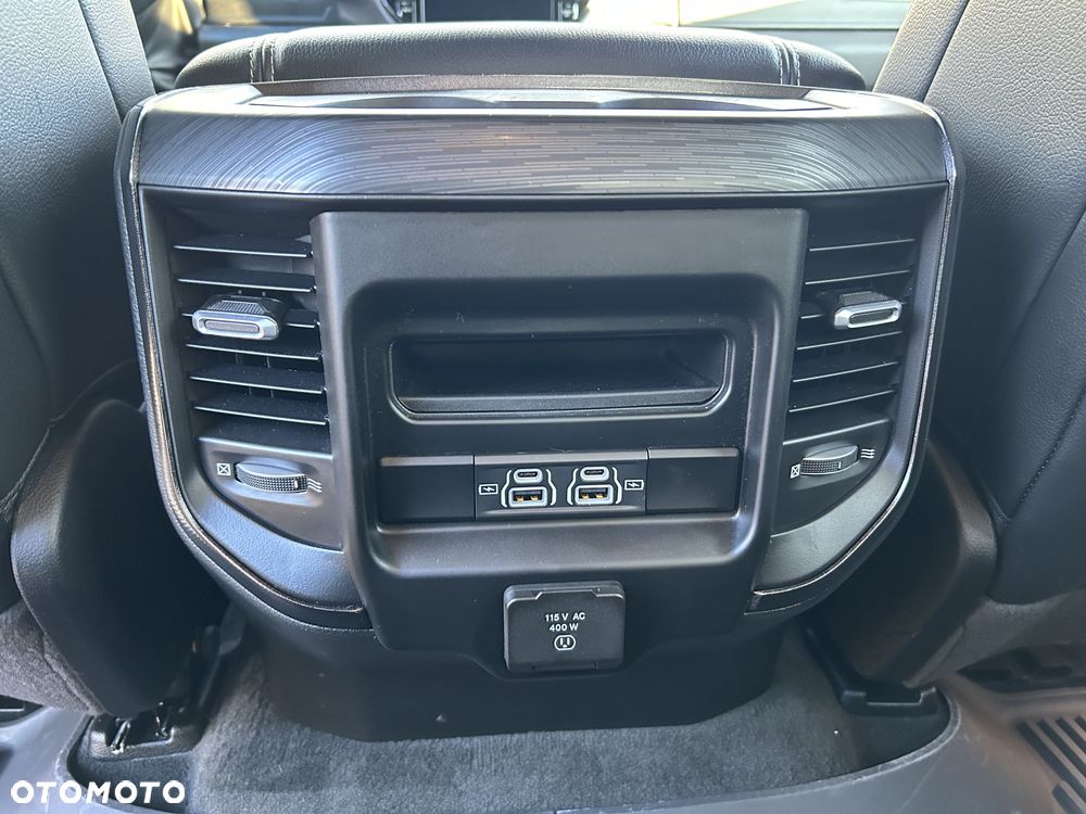 Dodge RAM - 26