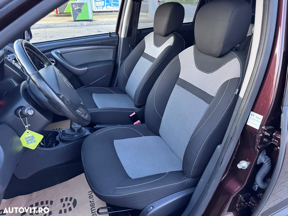 Dacia Duster 1.5 dCi 4WD Essential - 12