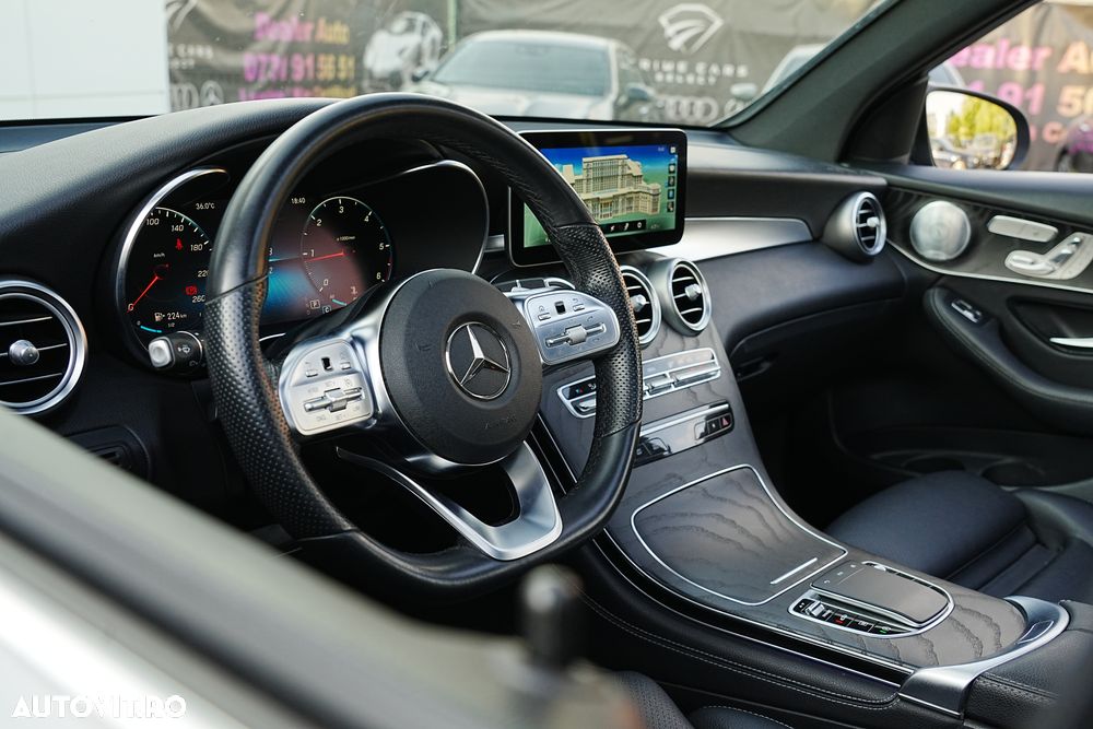Mercedes-Benz GLC 220 d 4Matic 9G-TRONIC AMG Line - 32