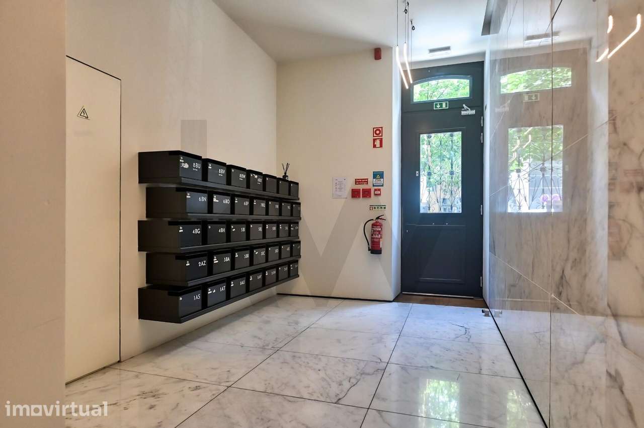 Arrendamento de Luxo: Exclusivo Apartamento T1 no Empreendimento Casal - Grande imagem: 3/46