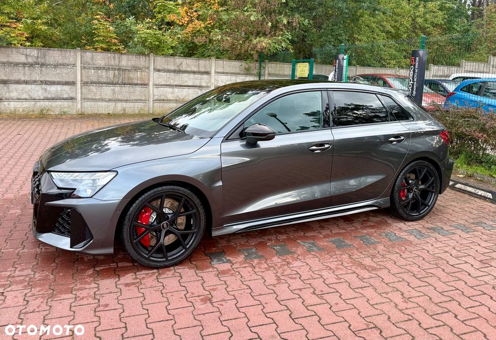 Audi RS3 Sportback - 2