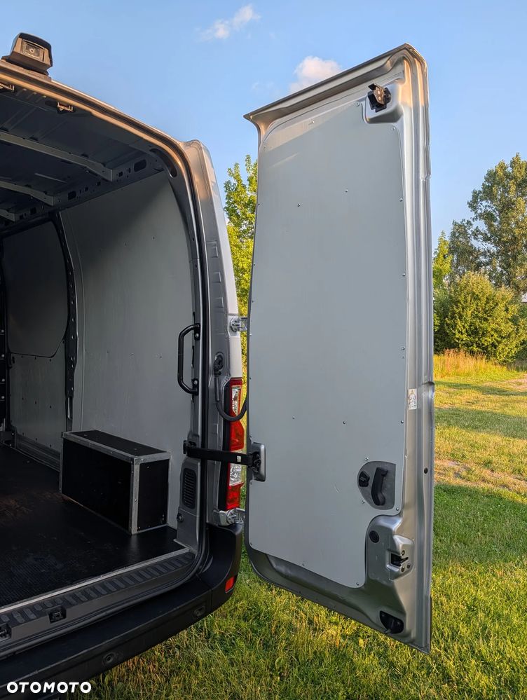 Opel Movano - 11