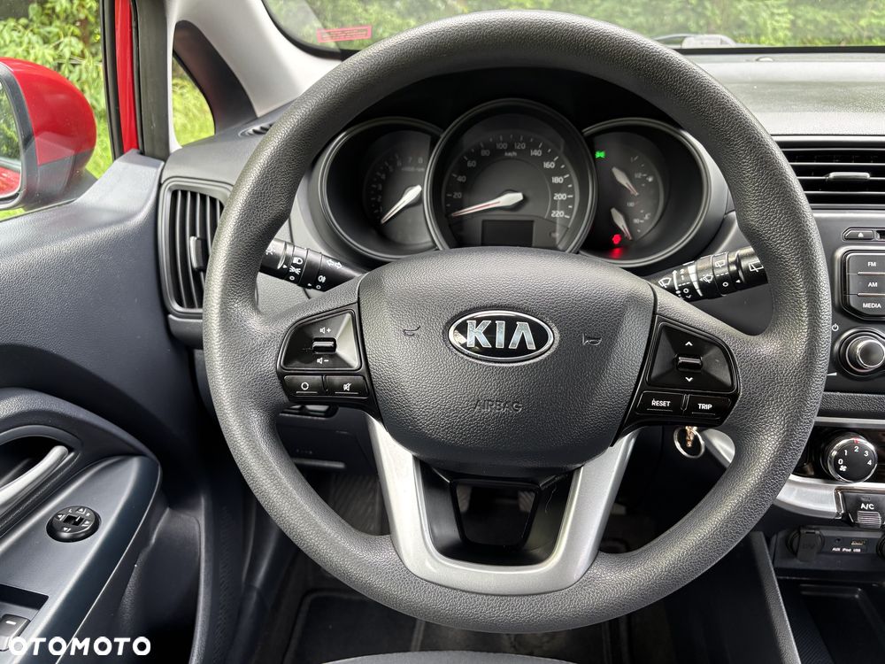 Kia Rio 1.2 M - 15