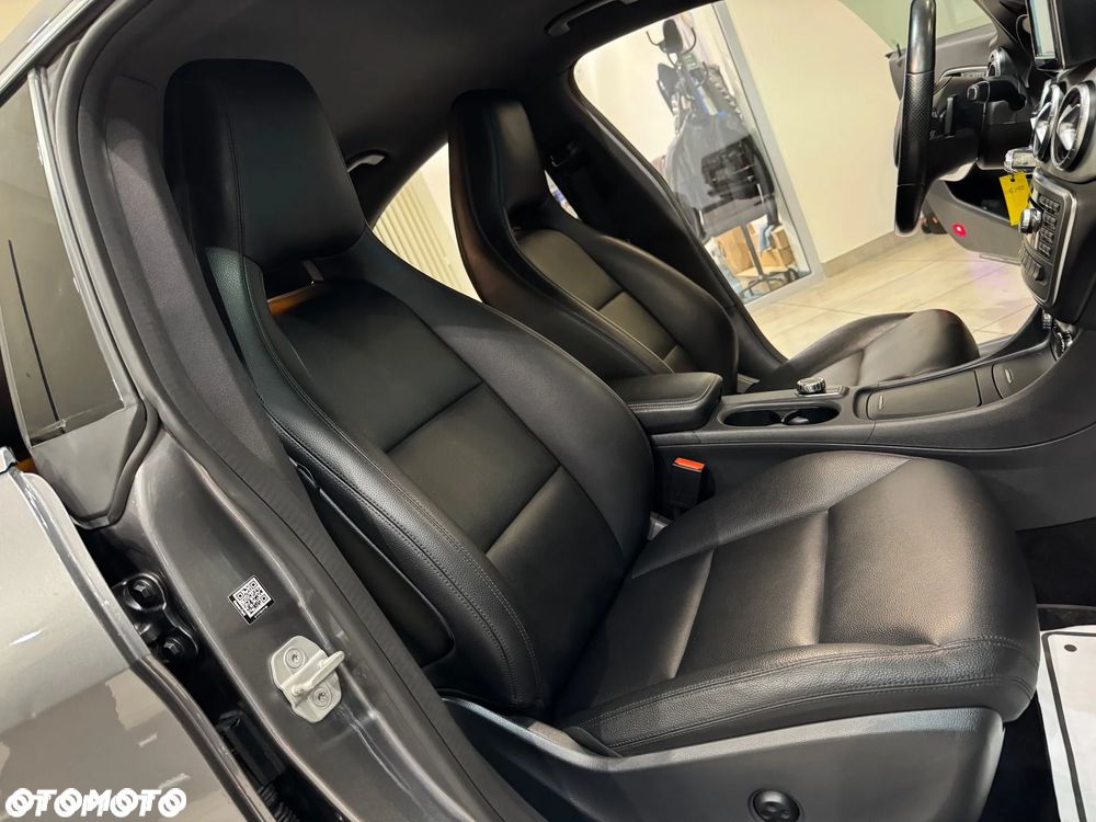 Mercedes-Benz CLA - 35