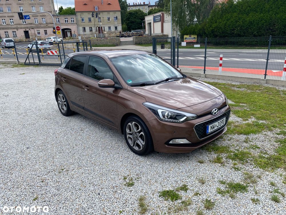 Hyundai i20 1.4 YES Gold - 4