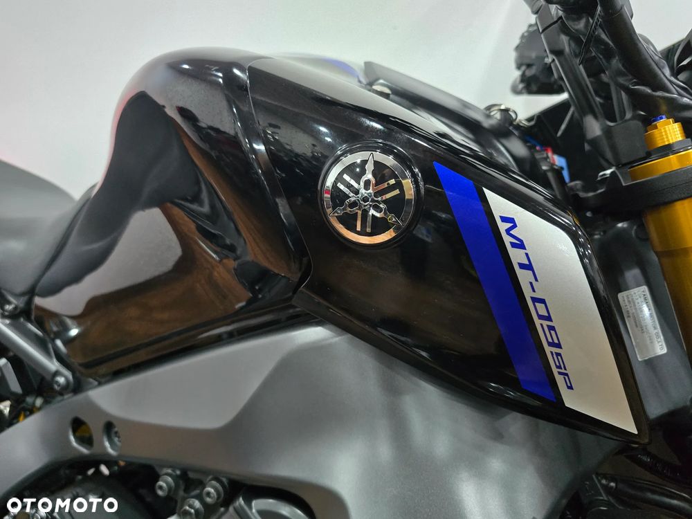 Yamaha MT - 22