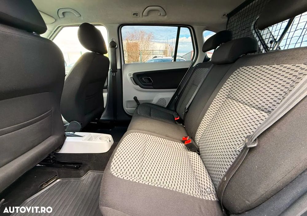 Skoda Fabia 1.6 TDI DPF Combi Ambiente - 18