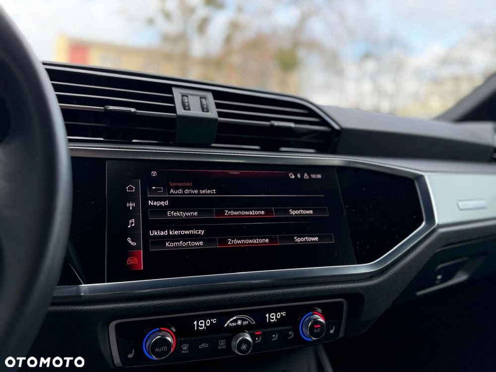 Audi Q3 Sportback - 32