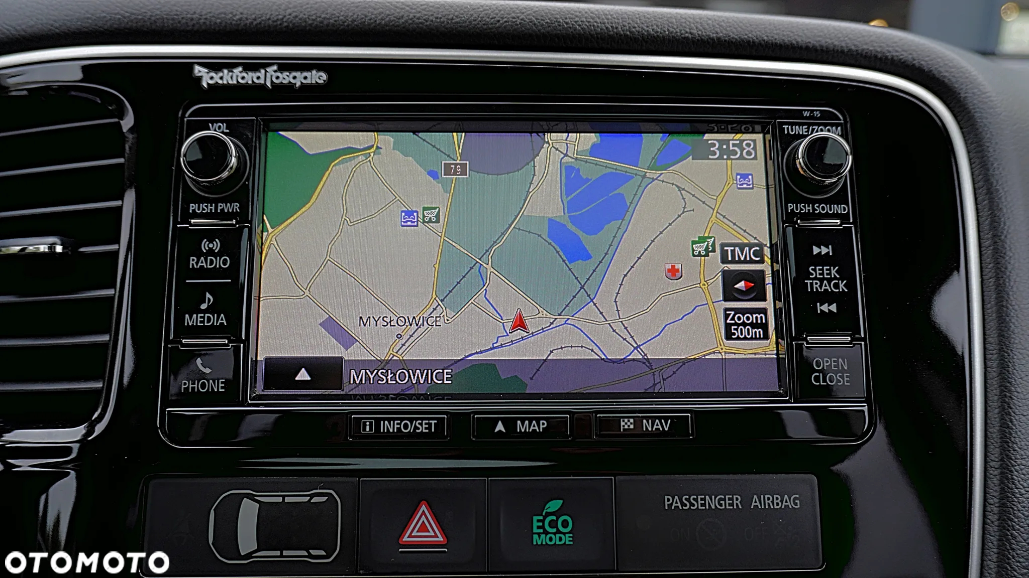 Mitsubishi Outlander 2.0 Intense + Navi 4WD CVT - 26