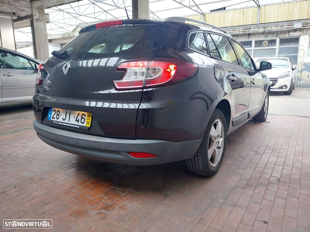 Renault Mégane Sport Tourer 1.5 dCi Dynamique - 12