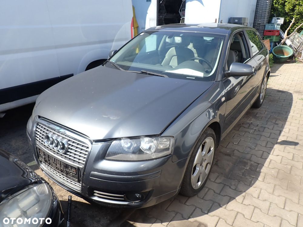 CZĘŚCI - Audi A3 8P 2,0 TDI 140KM BKD HB 3D LIFT AT HQL  lakier LX7Z 2005r. INDEX - 10190 - 1