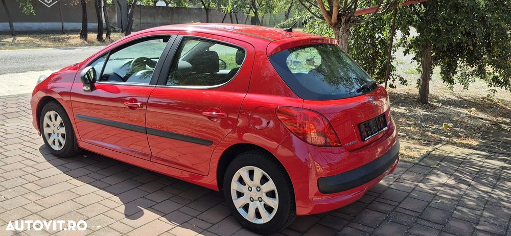 Peugeot 207 - 4