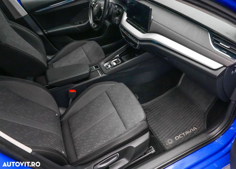 Skoda Octavia 2.0 TDI DSG Style - 12