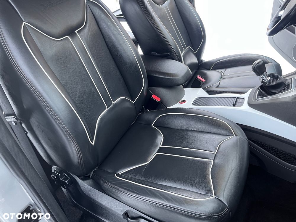 Ford Kuga 2.0 TDCi 4x4 Individual - 6