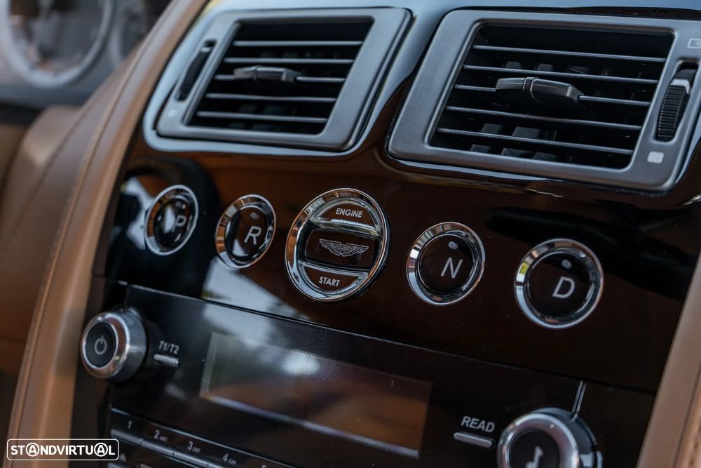 Aston Martin Rapide V12 Touchtronic 2 S - 29