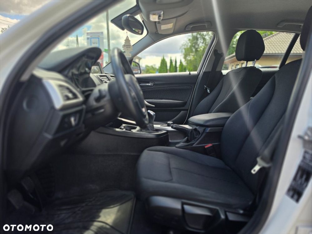 BMW Seria 1 - 16