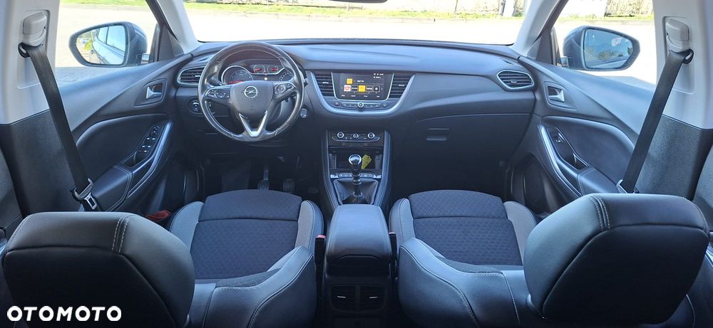 Opel Grandland X 1.2 Start/Stop Design Line - 10