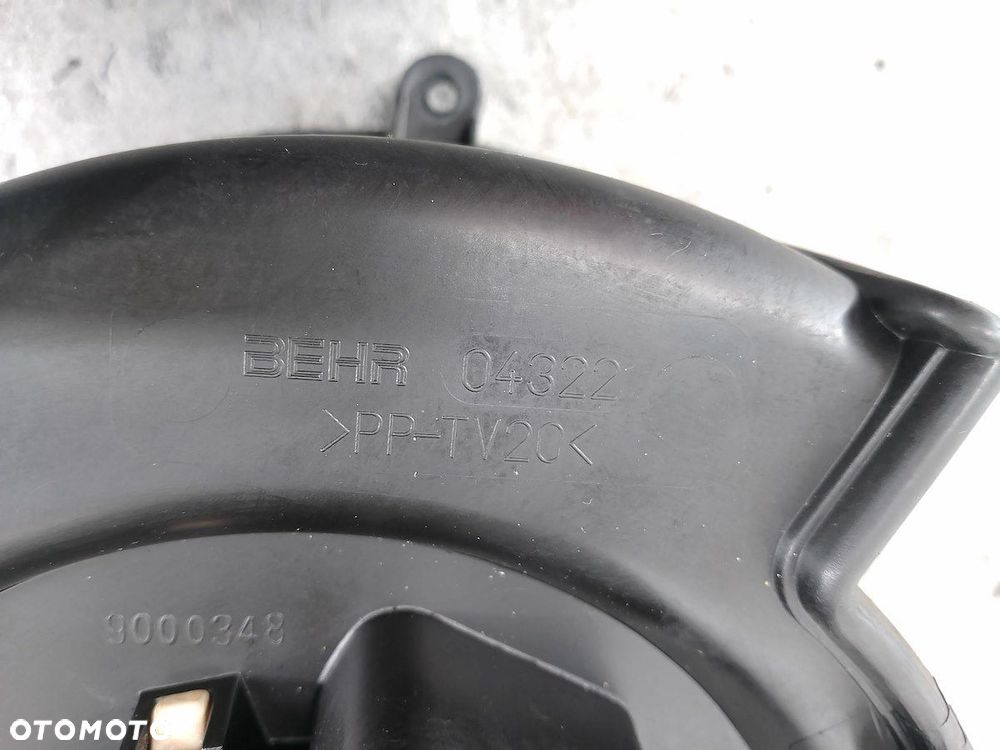 WENTYLATOR NAWIEWU, DMUCHAWA OPEL ASTRA G BERTONE 9000348 BEHR 04322 2.2 - 8