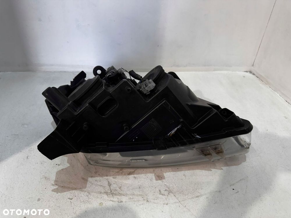 lampa lewa lewy przód 26060jd90b nissan qashqai j10 +2 09r - 11