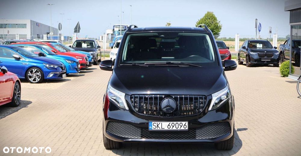 Mercedes-Benz Klasa V - 3