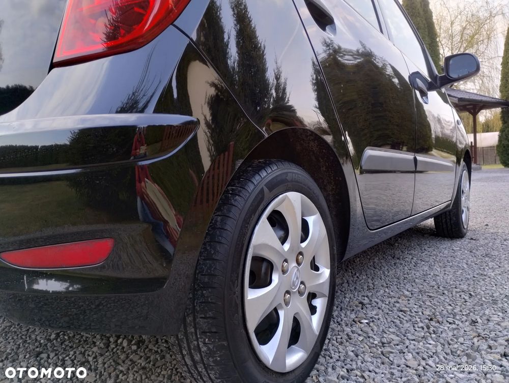 Hyundai i10 1.1 Edition 20 - 12