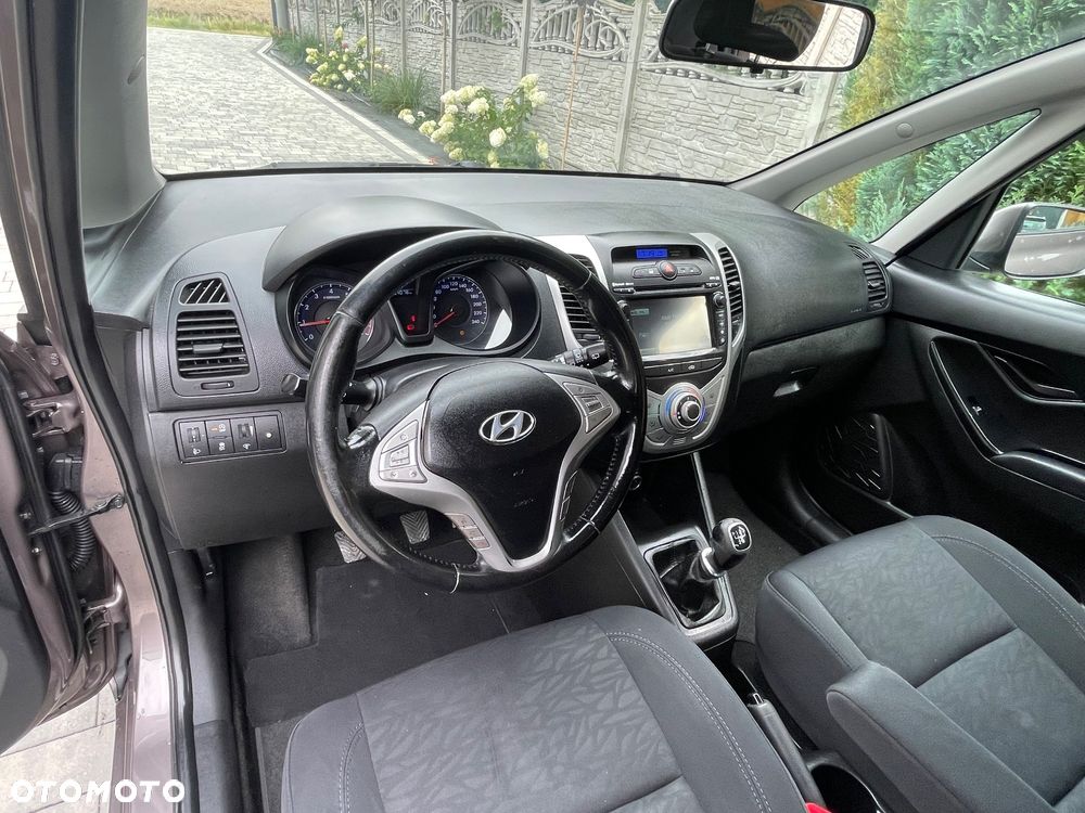Hyundai ix20 1.4 Trend - 12