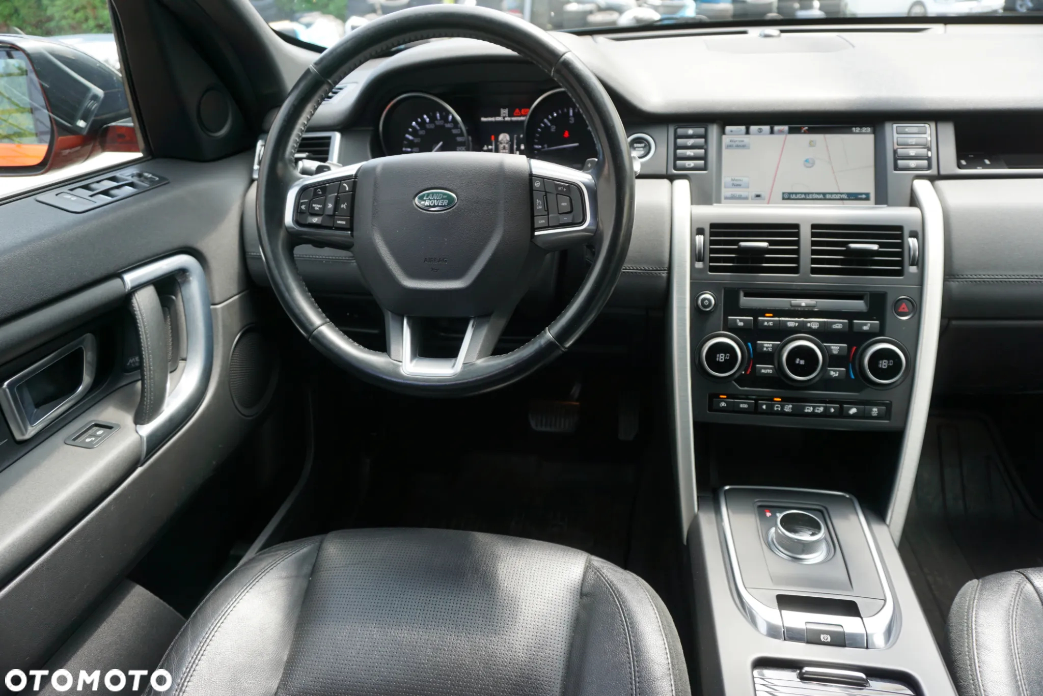 Land Rover Discovery Sport 2.0 TD4 HSE Luxury - 18