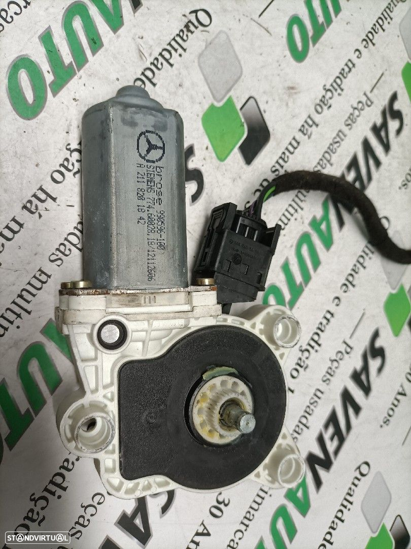 Motor Elevador Frente Esquerdo Mercedes-Benz C-Class (W203) - 3