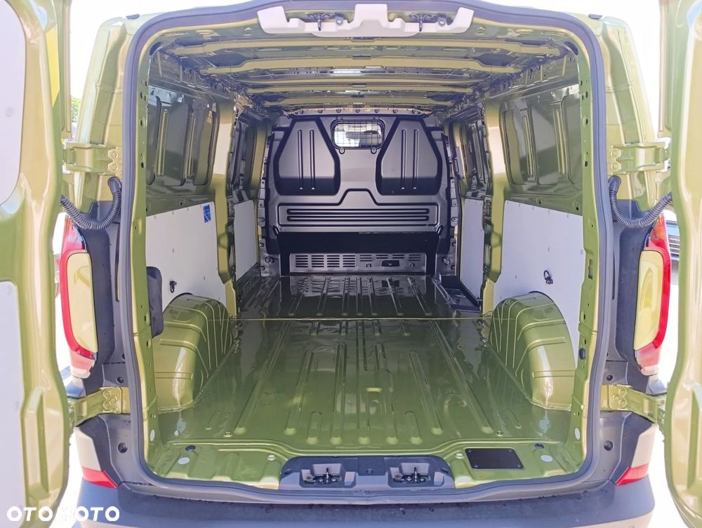 Volkswagen Transporter - 14