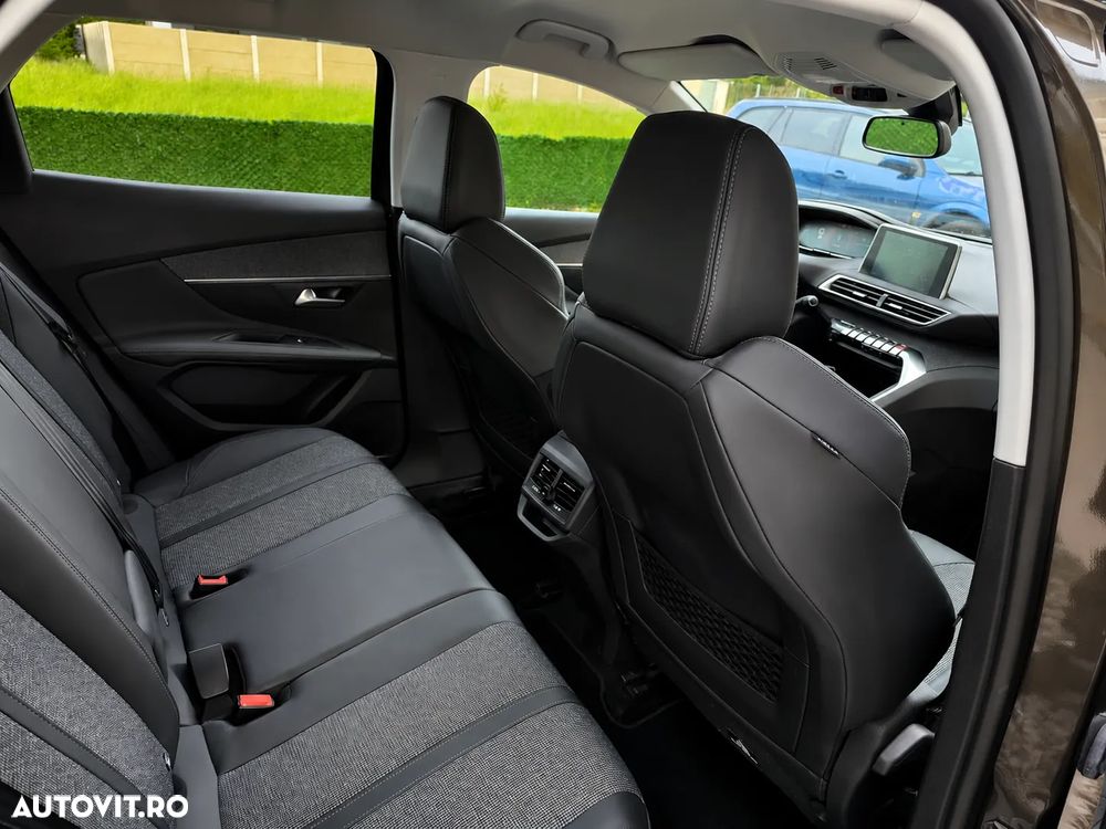 Peugeot 3008 1.2 PureTech 130 EAT8 Allure Pack - 10
