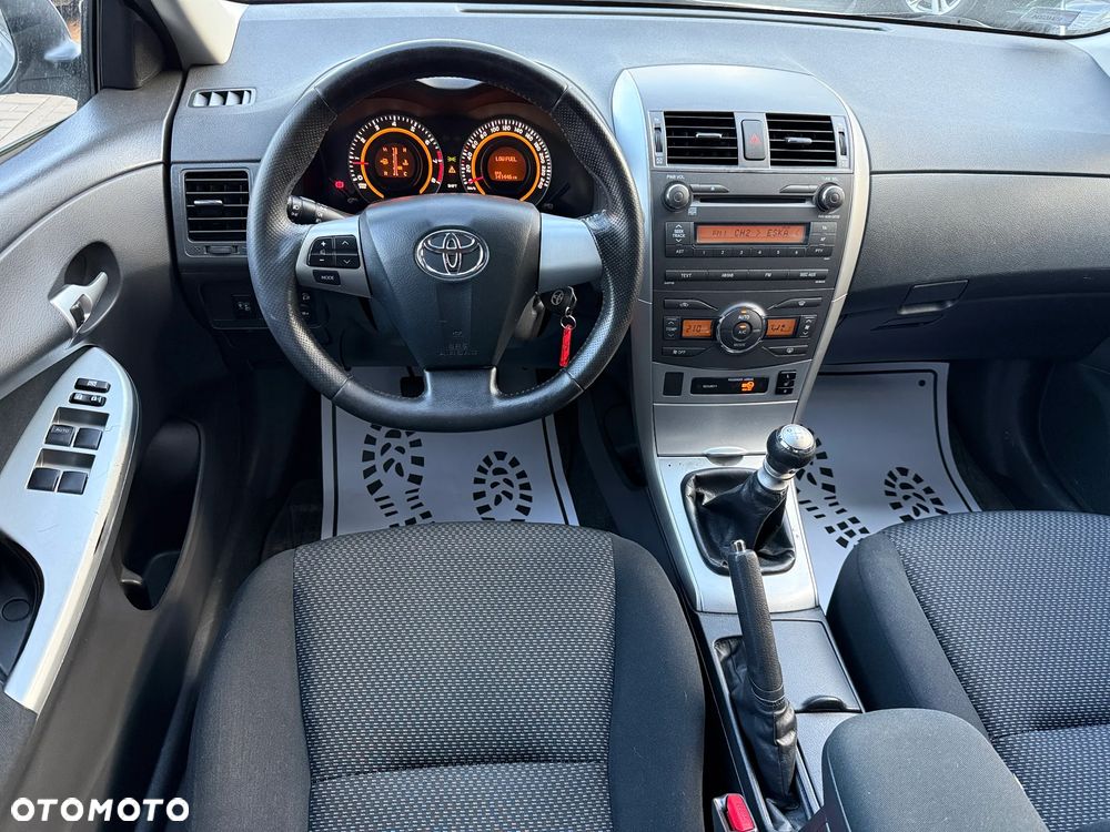 Toyota Corolla 1.6 Premium - 4