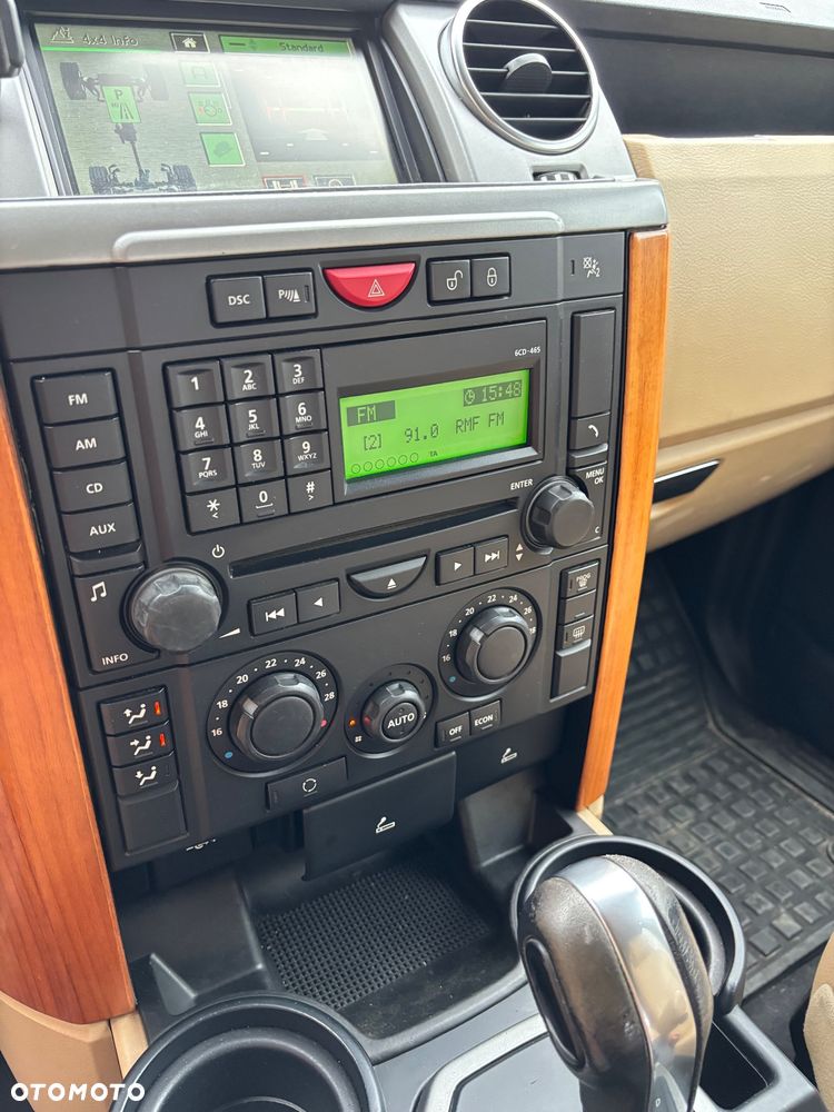 Land Rover Discovery - 24